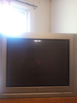 Apex 32 Inch TV 