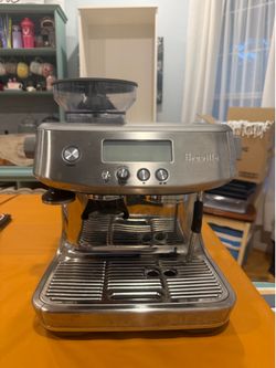 Breville Barista Pro Espresso Machine + Acessories