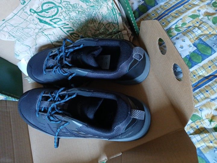 Men Run Time Shoes Size 12 DANNER
