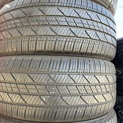 285/45R22 Bridgestone 
