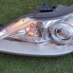 Hyundai Genesis Headlight 