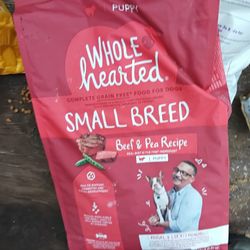 Wholehearted Small Breed Beef And Pea Recipe Dog Food