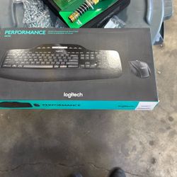 Logitech Keyboard Mouse Combo Brand New