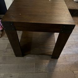 Pier1 End Table