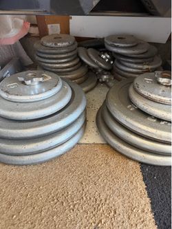 315 lb Standard Cast Iron Weight Plate Set + 4 Dumbbell Handles & Spin-Lock Collars