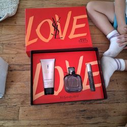 Christmas Perfume Gift Set Ysl Love For Women Brand New