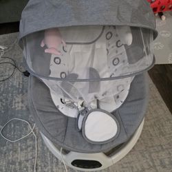 Electric Baby Swing for Infants to Toddler Portable Babies Swing Timing Function 5 Swing Speeds Bluetooth Touch Screen Music Speaker 