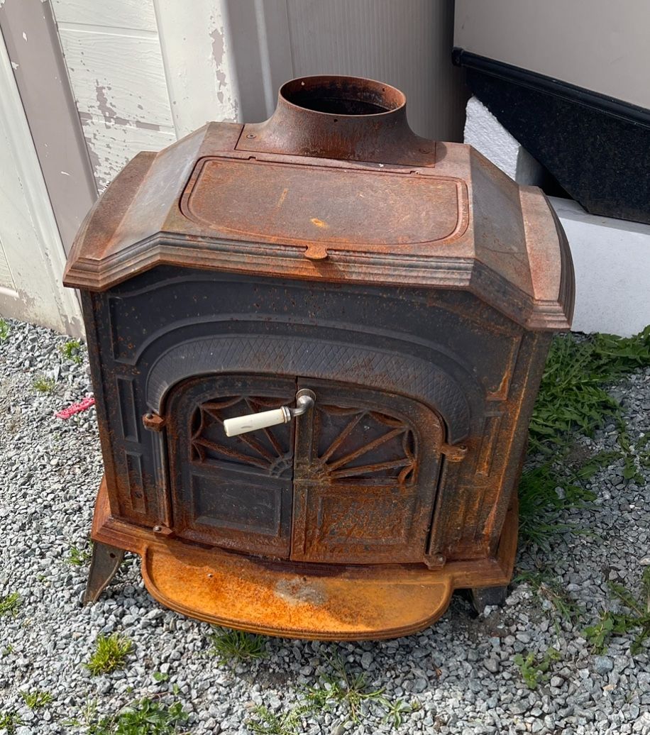 VINTAGE RESOLUTE LOG BURNER