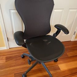 Herman Miller Aeron Chair