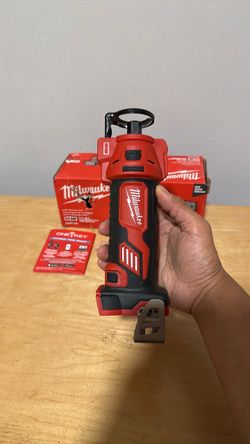 Milwaukee M18 18V Lithium-Ion Cordless Drywall Cut Out Rotary Tool (Tool-Only)