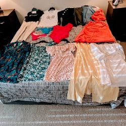 Women's Clothes Size S 