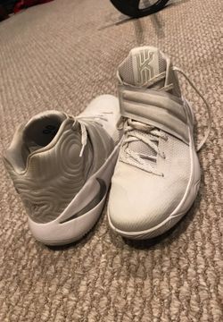 All white kryie 1