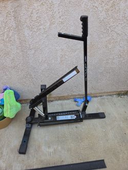 Mechanical pitching machine