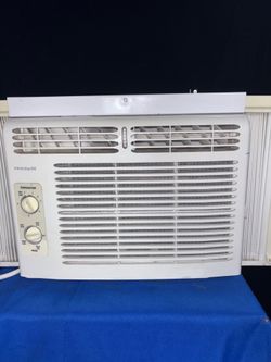 Frigidaire 5,000 BTU Air Conditioner