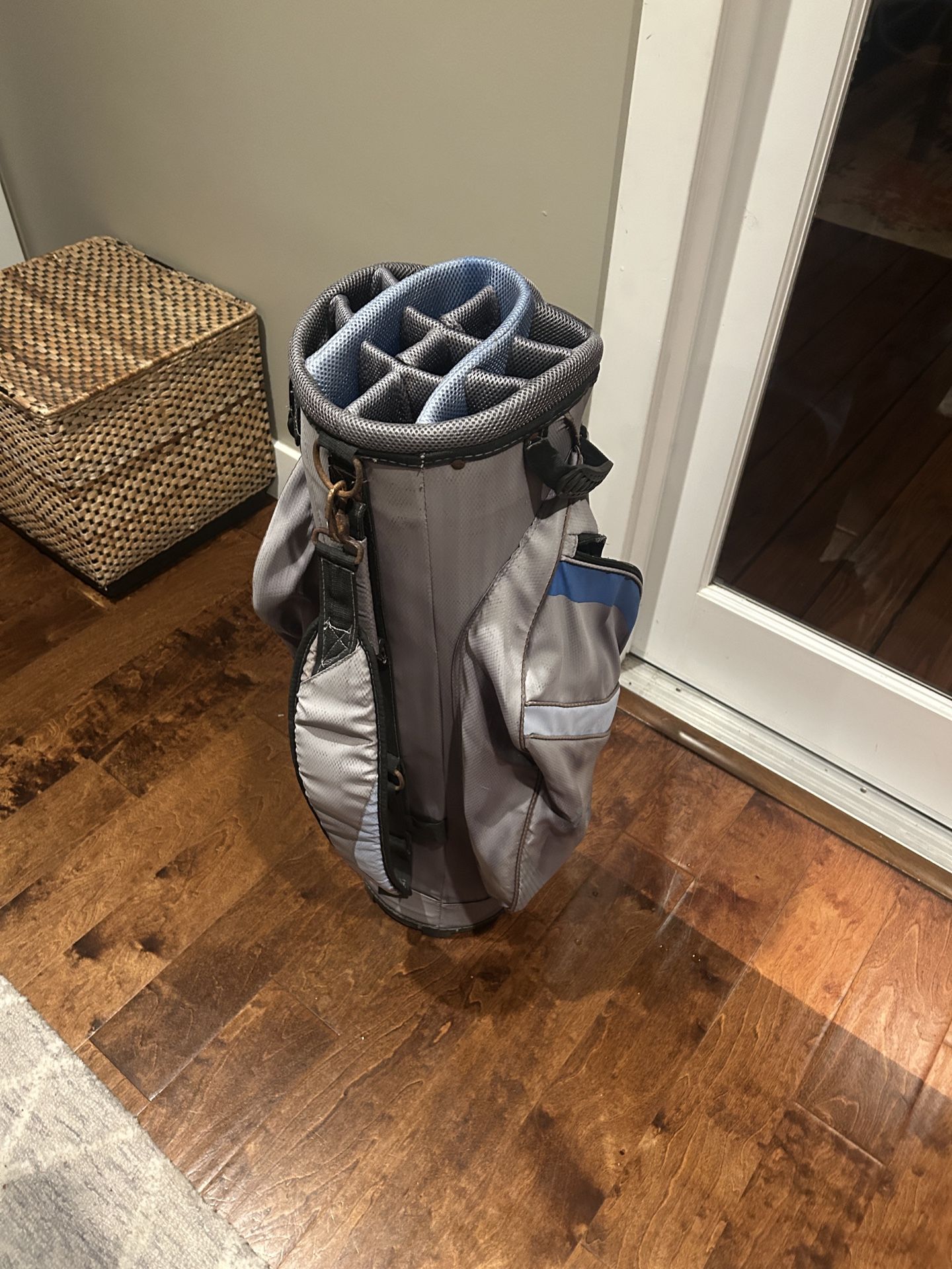 Heavily Used Top Flite Golf Bag