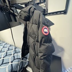 Canada Goose Wyndham Parka ‘Black’