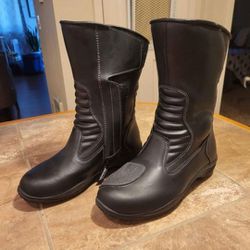 Women's Size 7 Motorcycle Boots