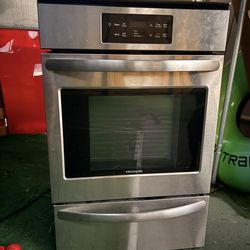 Horno oven Frigidaire