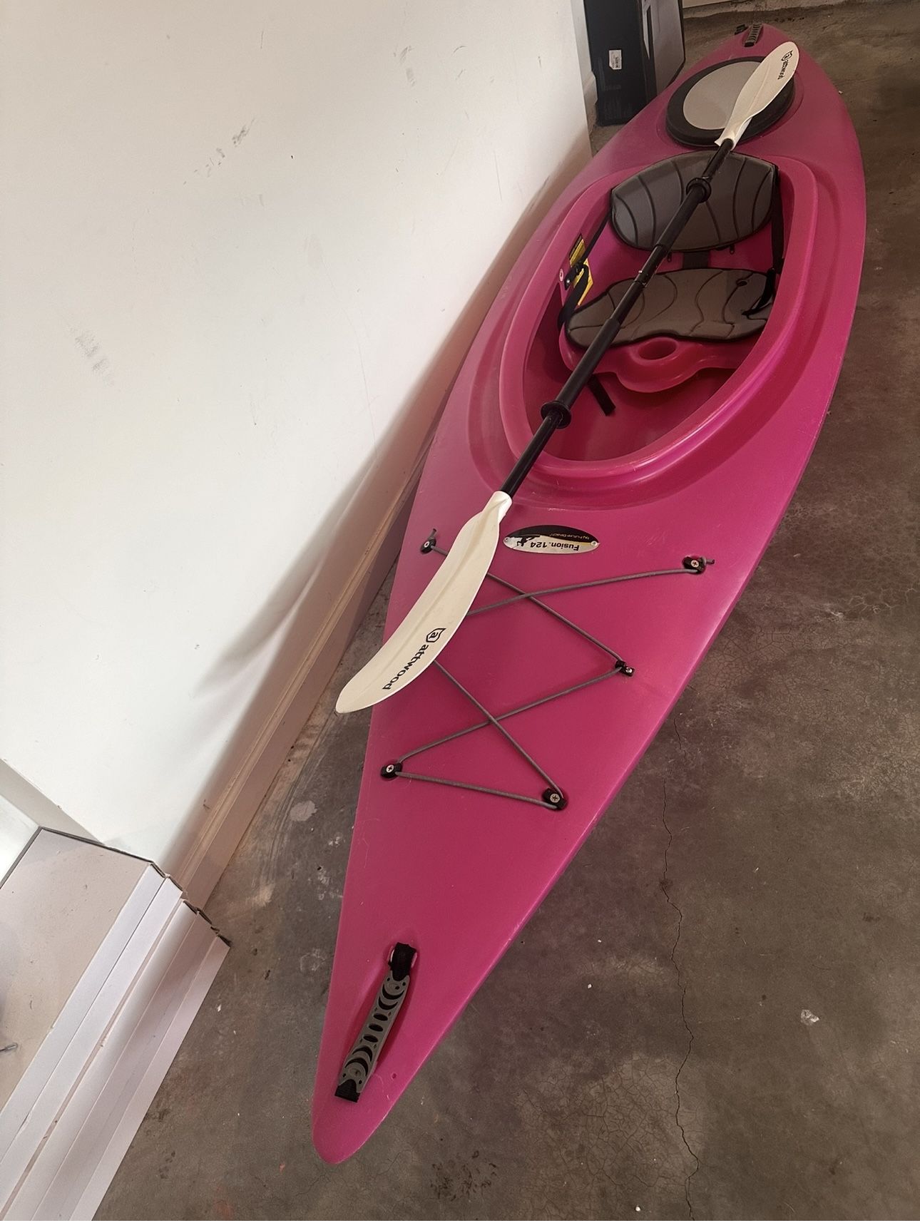 Hot Pink Kayak With paddle