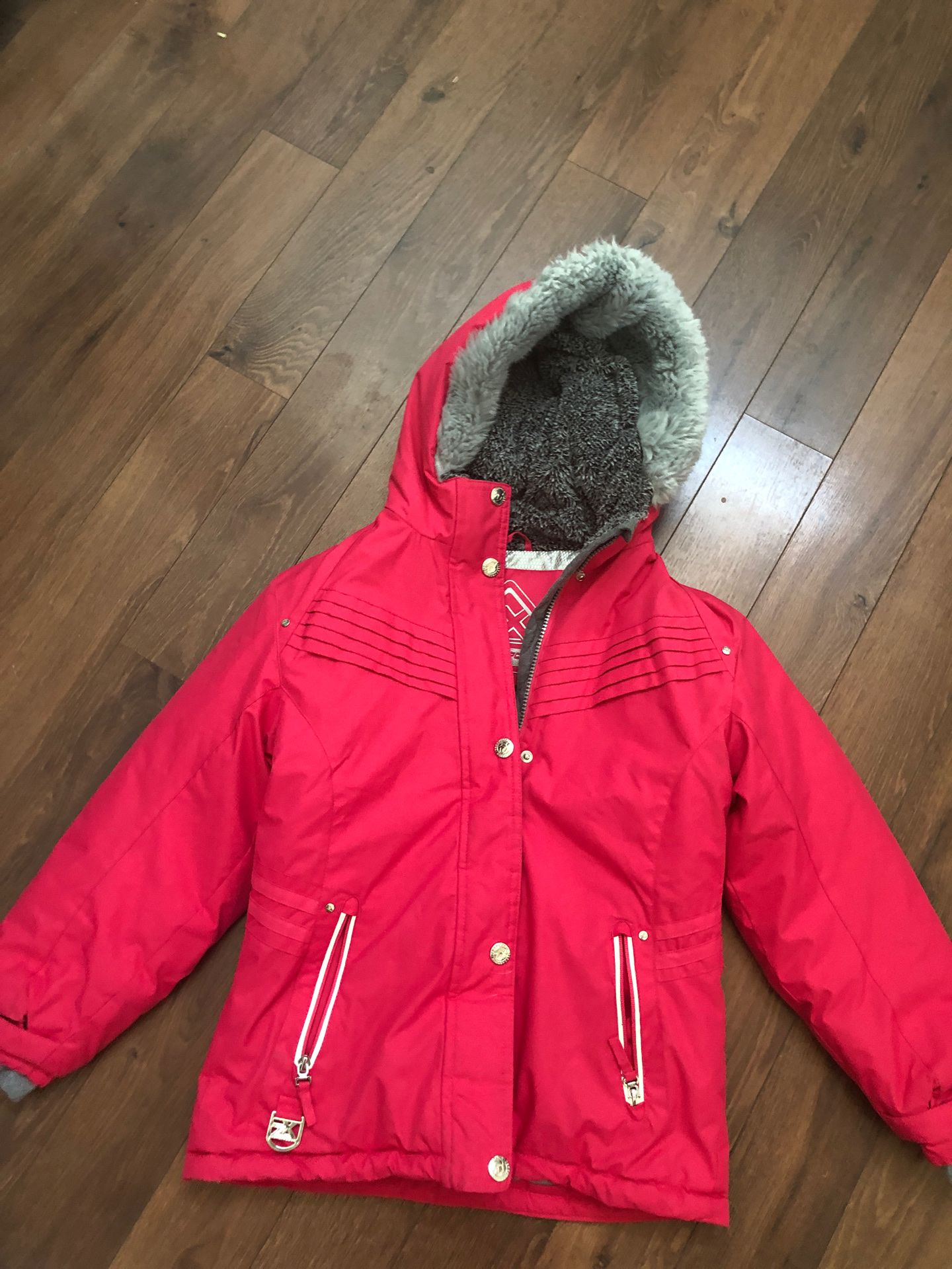 Girls ski jacket / winter coat - like new - size 10/12