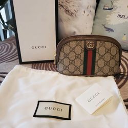 GG Medium Cosmetic Bag