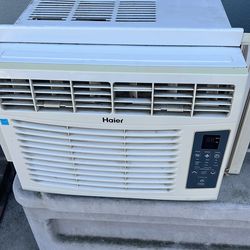 Window air conditioner