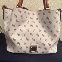 Dooney & Bourke Bag