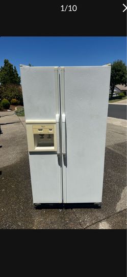Free Whirlpool Refrigerator  Freezer works Fridge does not cool all the way.