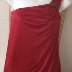 NEW XS Fit Small B.C.B.G Red Top SALE $8 🍀