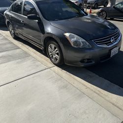 2012 Nissan Altima 2.5S Sedan Clean Title 
