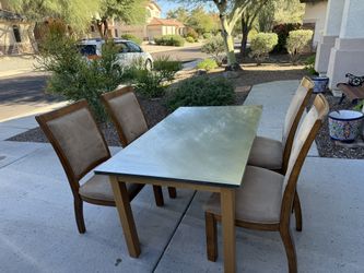 Dining Set can Deliver