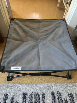 camping/elevated foldable cot for dogs