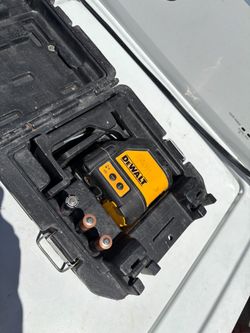 1- DeWalt Lazer, 1-Bosh Lazer, 1-Ryobyb iscuit jointer