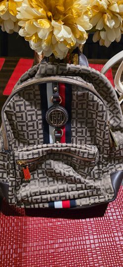 Tommy Hilfiger