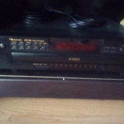 5 Disc CD changer 