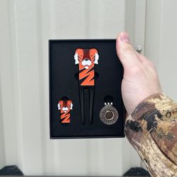 Tiger Golf Divot Tool