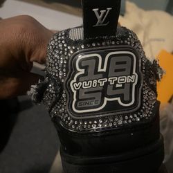 Louis Vuttion Skates size 11 450$