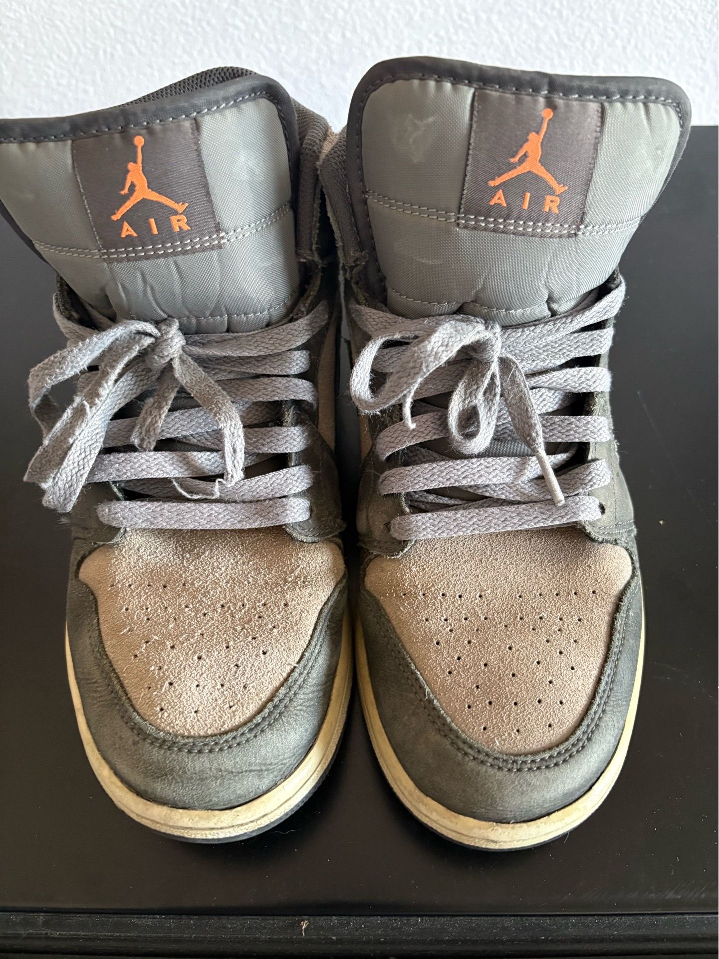 Air Jordan 1 SE Nid Night Stadium Gray Nubuck Mid Top