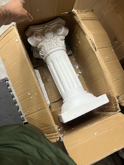 Set of 2 Decorative Roman Column Pedestal