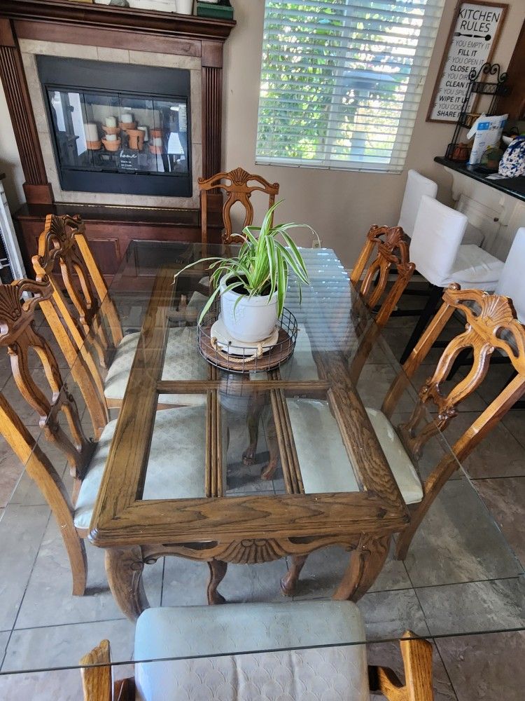 Glass Top Dining Room Table W/6 Chairs