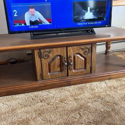 Thomasville Coffee Table/TV Stand