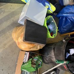 FREE ITEMS ONLY TODAY LOCAL PICKUP ONLY