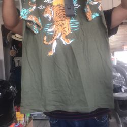 Men’s Short Sleeve Shirts $7 Each (different Styles)