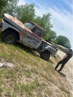 1966 stepside classic make me an offer