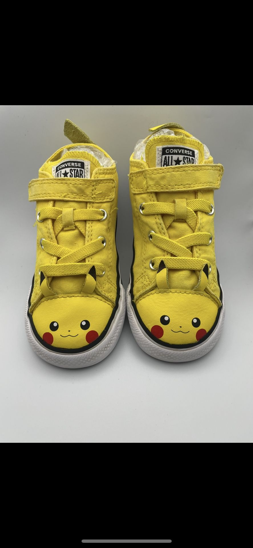 Converse x Pokemon Pikachu Kids Size 10 Shoes Yellow BNIB
