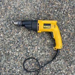 DeWalt DW505 1/2 Inch Hammer Drill