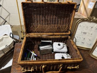 Polaroid Instax Guestbook Set Up