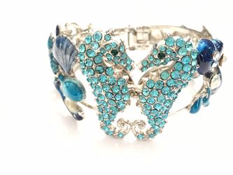 New Crystal Enameled Seahorse Seashells Clamper Hinged Bracelet