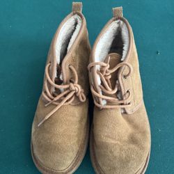 UGG Men’s Size 13 Neumel Suede Lace-Up Boots Chestnut Tan Sheepskin Lined Winter