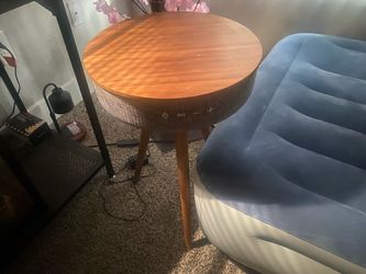 Side table with built-in speaker/Bluetooth